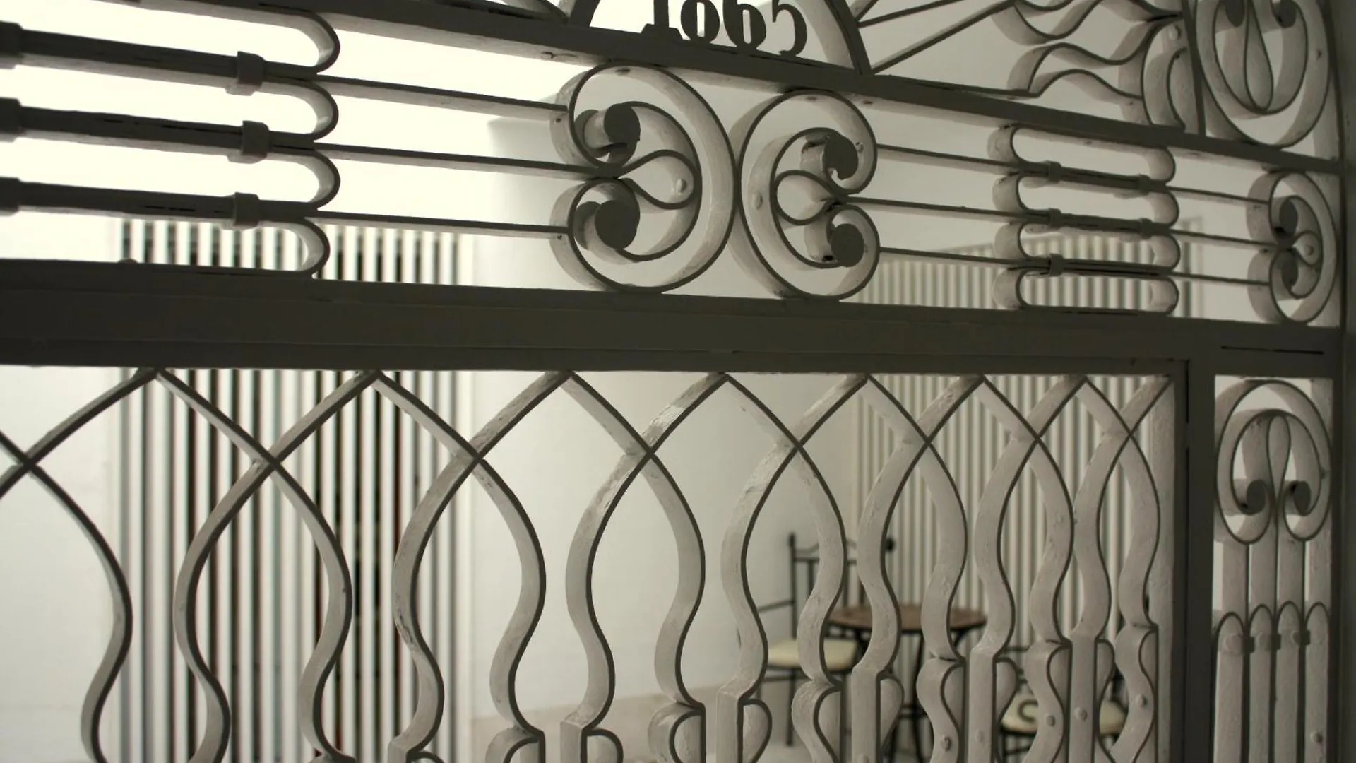 Singular Virgenes Apartment Seville