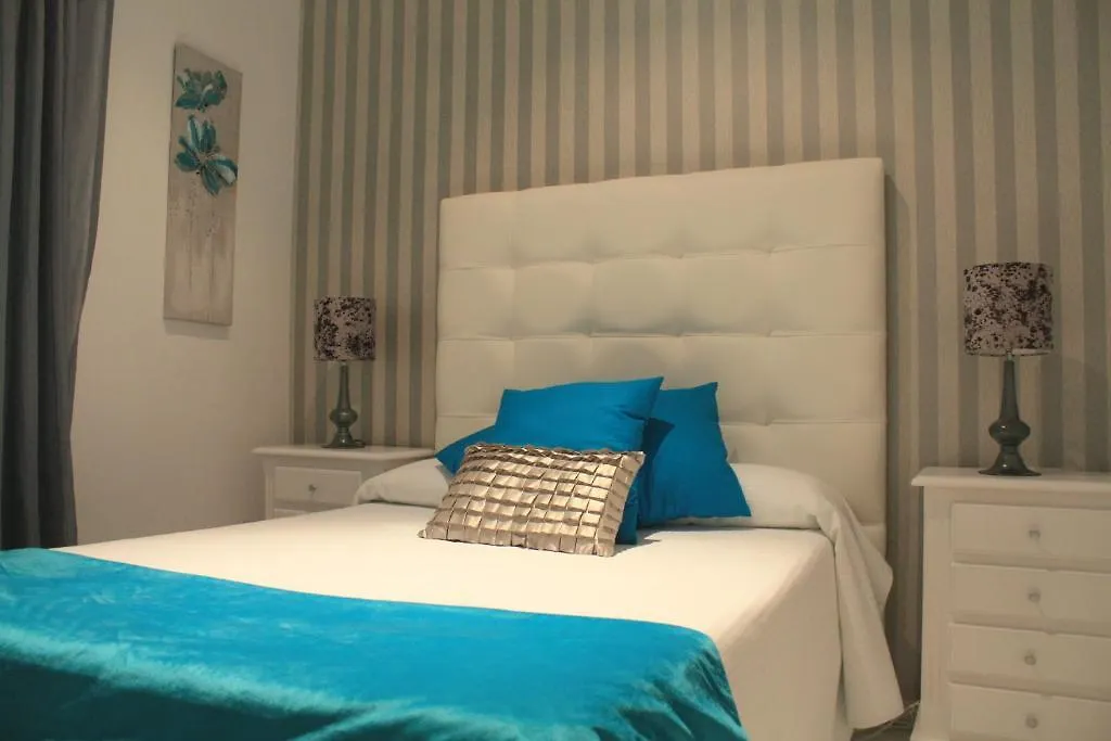 Singular Virgenes Apartment Seville
