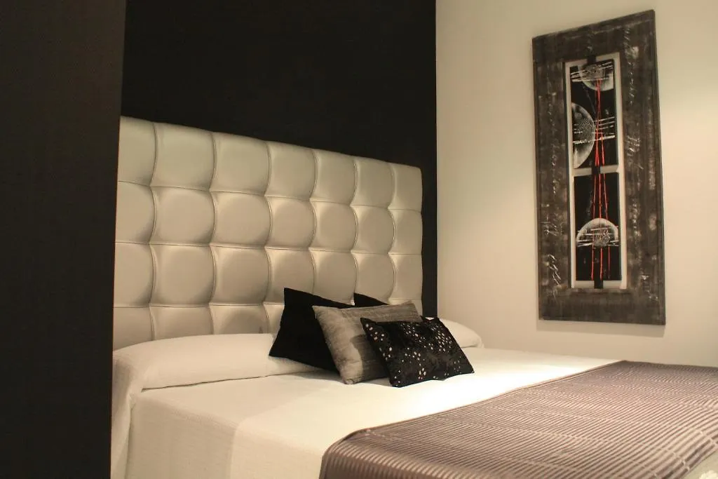 Singular Virgenes Apartment Seville