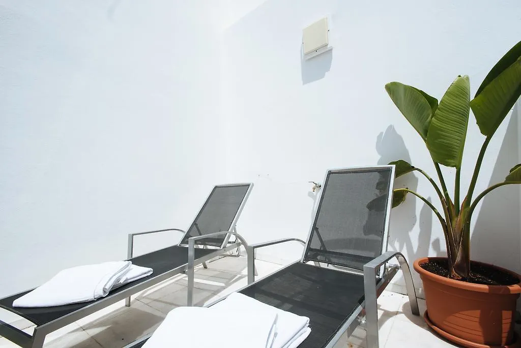 Singular Virgenes Apartment Seville 0*,