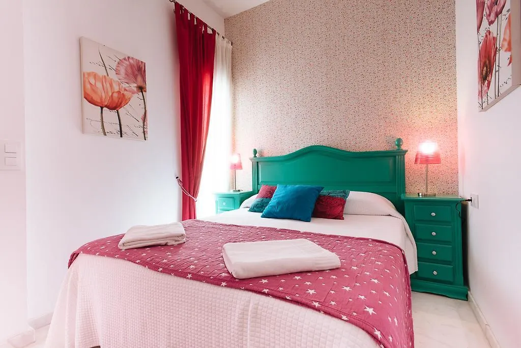 Singular Virgenes Apartment Seville