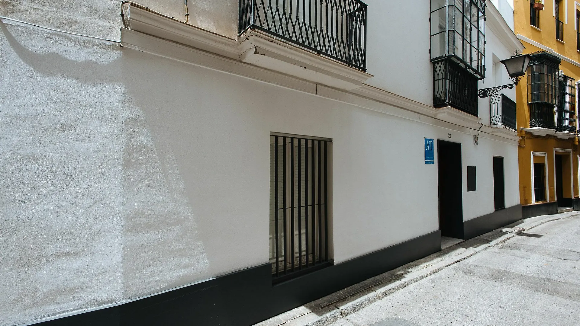 Singular Virgenes Apartment Seville Spain