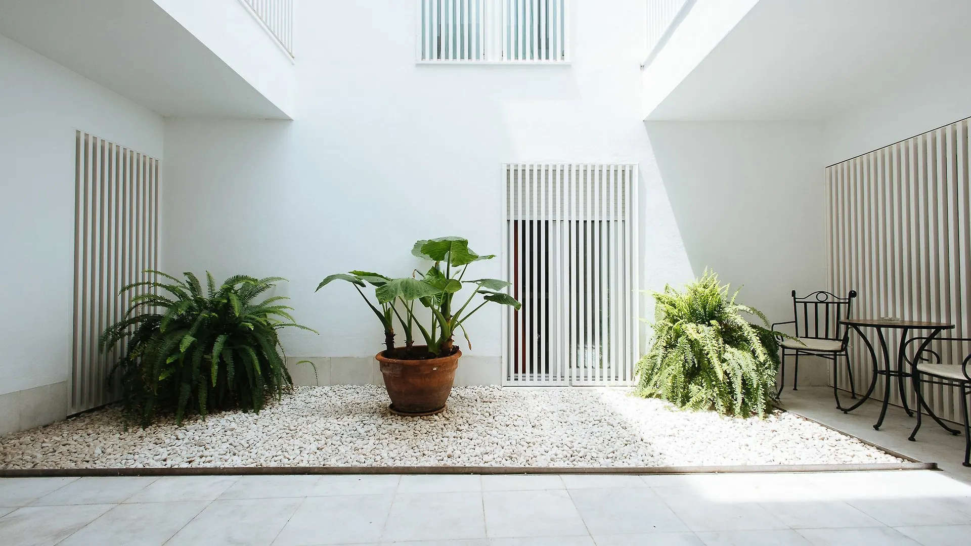 Singular Virgenes Apartment Seville