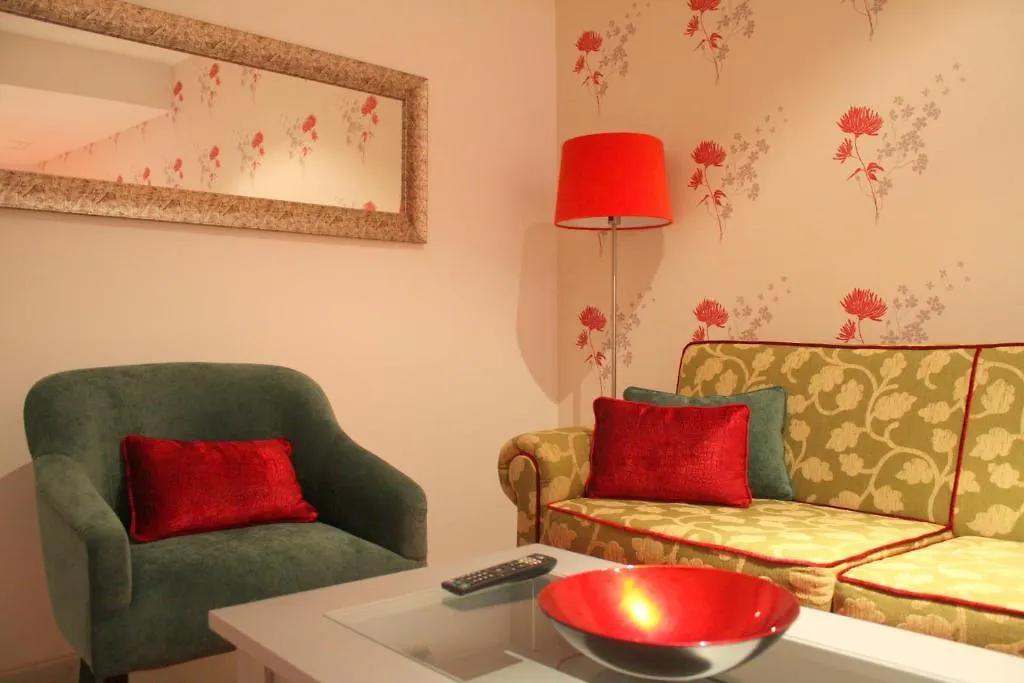 Singular Virgenes Apartment Seville